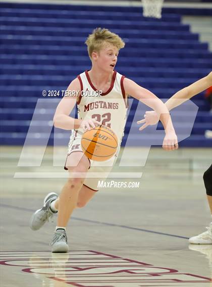 Thumbnail 3 in Riverton @ Herriman photogallery.