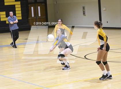 Thumbnail 2 in Sullivan Central @ Chuckey-Doak photogallery.