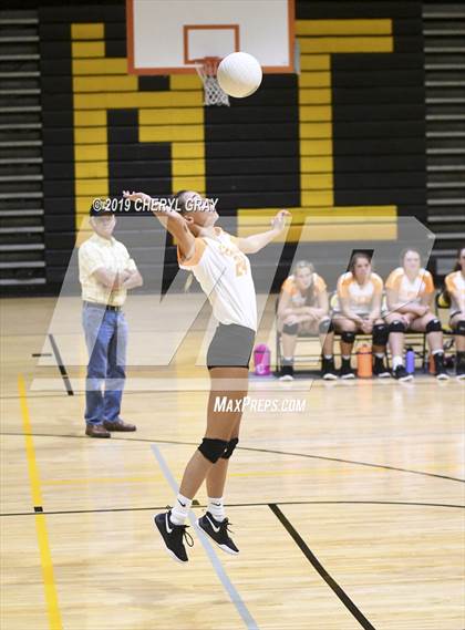 Thumbnail 3 in Sullivan Central @ Chuckey-Doak photogallery.