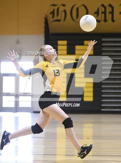Thumbnail 3 in Sullivan Central @ Chuckey-Doak photogallery.