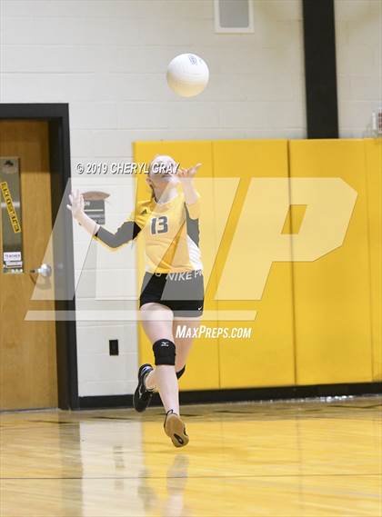 Thumbnail 3 in Sullivan Central @ Chuckey-Doak photogallery.