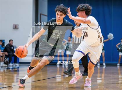 Thumbnail 2 in Soledad vs. Mid-Pacific Institute (Moanalua Invitational) photogallery.
