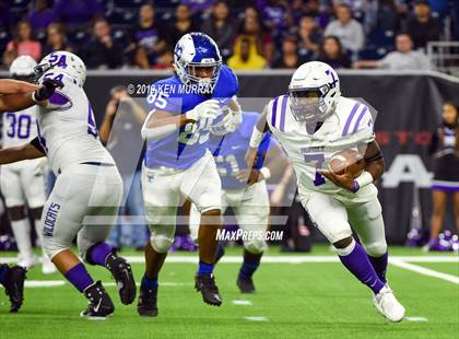 Thumbnail 2 in Katy Taylor vs Humble (UIL 6A Regional Playoff) photogallery.