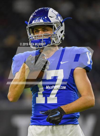 Thumbnail 1 in Katy Taylor vs Humble (UIL 6A Regional Playoff) photogallery.