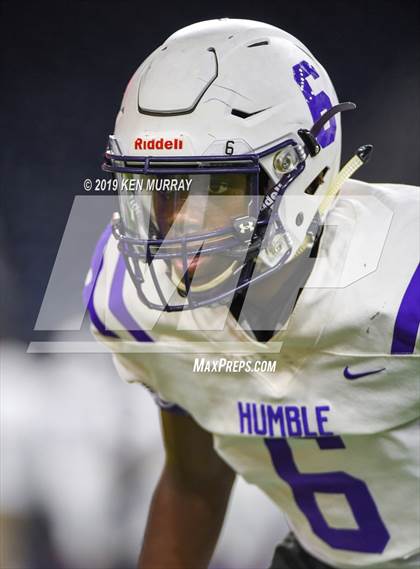 Thumbnail 3 in Katy Taylor vs Humble (UIL 6A Regional Playoff) photogallery.
