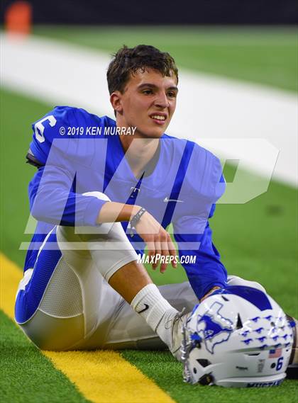 Thumbnail 3 in Katy Taylor vs Humble (UIL 6A Regional Playoff) photogallery.