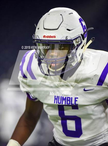 Thumbnail 2 in Katy Taylor vs Humble (UIL 6A Regional Playoff) photogallery.