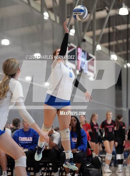 Thumbnail 3 in Cypress Creek vs. Leon (Legends Invitational) photogallery.