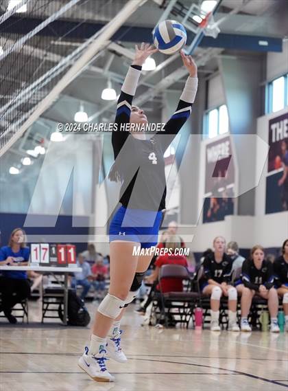 Thumbnail 2 in Cypress Creek vs. Leon (Legends Invitational) photogallery.
