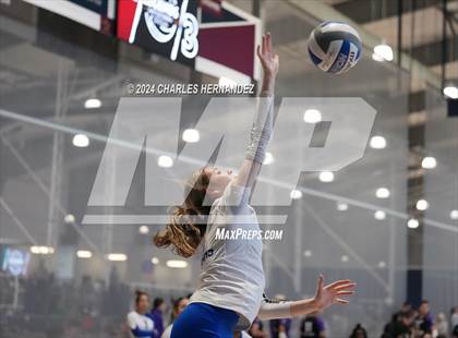 Thumbnail 3 in Cypress Creek vs. Leon (Legends Invitational) photogallery.