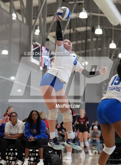 Thumbnail 3 in Cypress Creek vs. Leon (Legends Invitational) photogallery.
