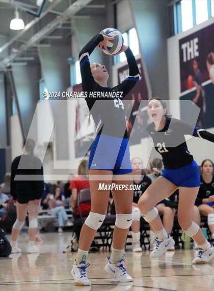 Thumbnail 3 in Cypress Creek vs. Leon (Legends Invitational) photogallery.