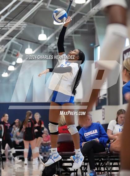 Thumbnail 1 in Cypress Creek vs. Leon (Legends Invitational) photogallery.