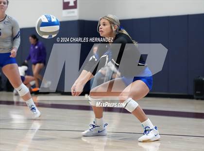 Thumbnail 2 in Cypress Creek vs. Leon (Legends Invitational) photogallery.