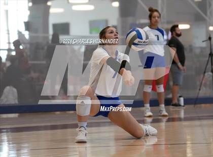 Thumbnail 1 in Cypress Creek vs. Leon (Legends Invitational) photogallery.