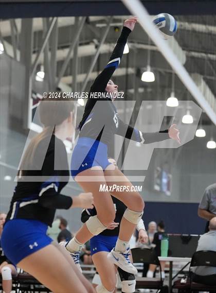 Thumbnail 2 in Cypress Creek vs. Leon (Legends Invitational) photogallery.