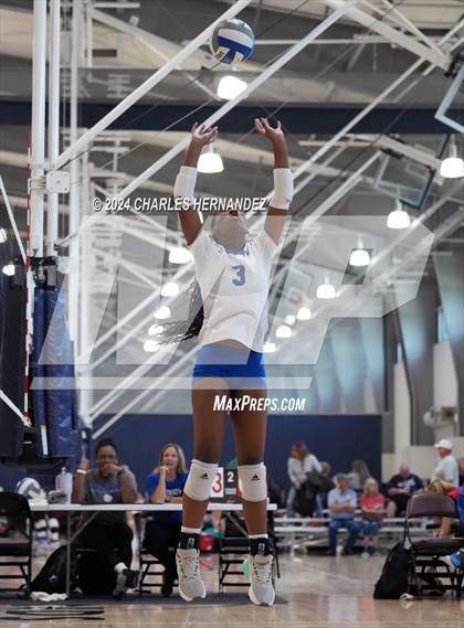 Thumbnail 1 in Cypress Creek vs. Leon (Legends Invitational) photogallery.