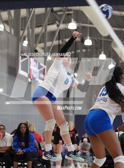 Thumbnail 2 in Cypress Creek vs. Leon (Legends Invitational) photogallery.