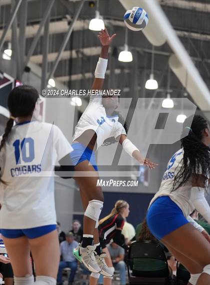 Thumbnail 1 in Cypress Creek vs. Leon (Legends Invitational) photogallery.