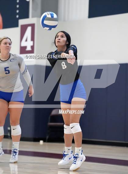 Thumbnail 2 in Cypress Creek vs. Leon (Legends Invitational) photogallery.