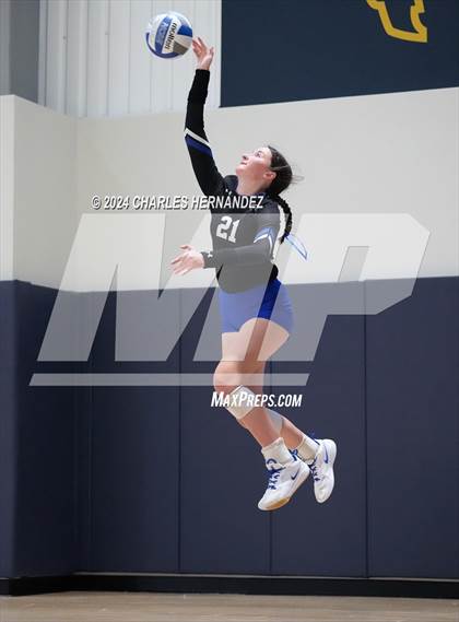 Thumbnail 1 in Cypress Creek vs. Leon (Legends Invitational) photogallery.