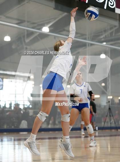 Thumbnail 1 in Cypress Creek vs. Leon (Legends Invitational) photogallery.