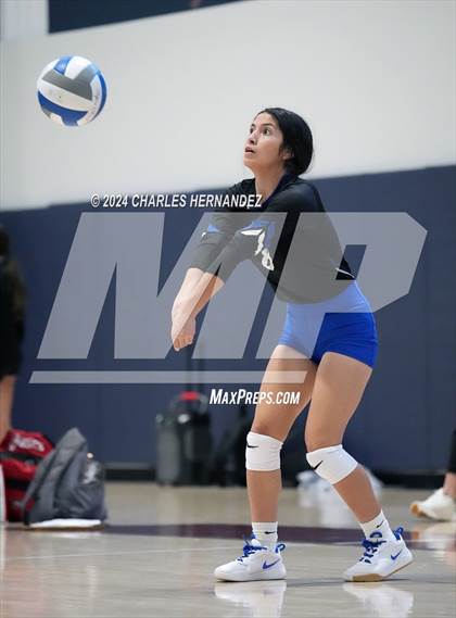Thumbnail 1 in Cypress Creek vs. Leon (Legends Invitational) photogallery.