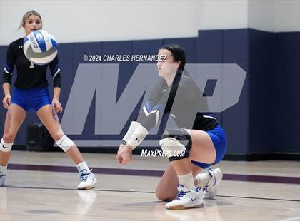 Thumbnail 1 in Cypress Creek vs. Leon (Legends Invitational) photogallery.