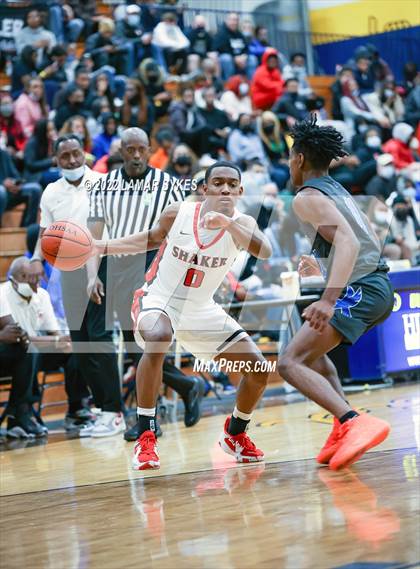 Thumbnail 2 in Lutheran East vs. Shaker Heights photogallery.