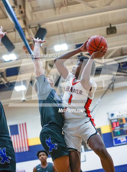 Thumbnail 2 in Lutheran East vs. Shaker Heights photogallery.