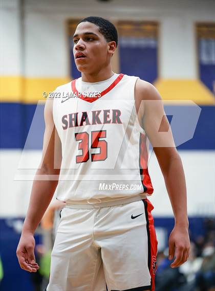 Thumbnail 3 in Lutheran East vs. Shaker Heights photogallery.