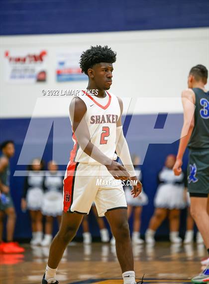Thumbnail 2 in Lutheran East vs. Shaker Heights photogallery.