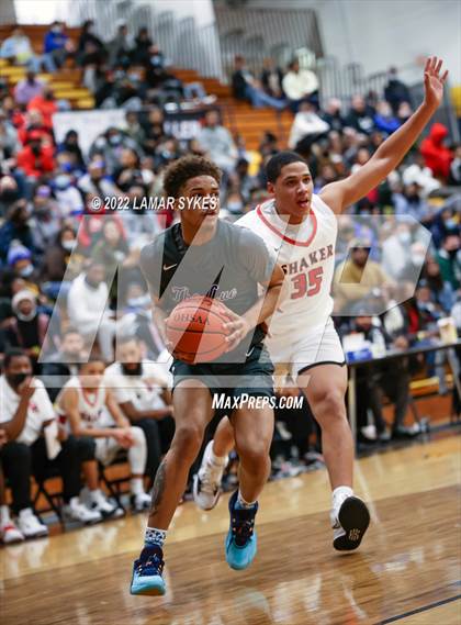Thumbnail 1 in Lutheran East vs. Shaker Heights photogallery.