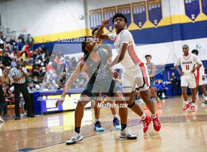 Thumbnail 3 in Lutheran East vs. Shaker Heights photogallery.