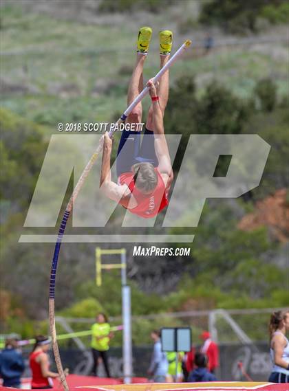 Thumbnail 1 in Mt. Carmel Invitational photogallery.