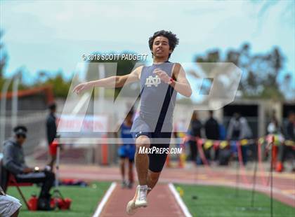 Thumbnail 1 in Mt. Carmel Invitational photogallery.
