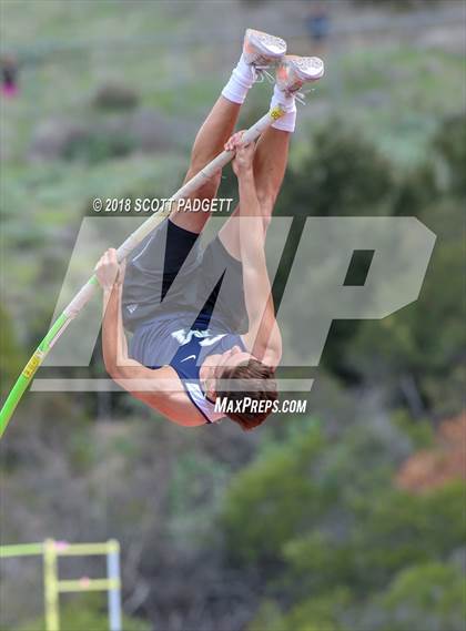 Thumbnail 3 in Mt. Carmel Invitational photogallery.