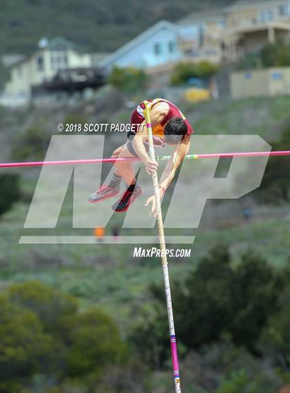 Thumbnail 2 in Mt. Carmel Invitational photogallery.