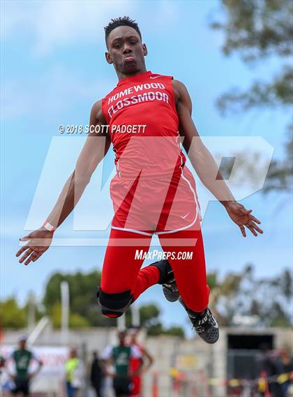 Thumbnail 1 in Mt. Carmel Invitational photogallery.