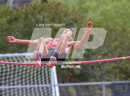 Thumbnail 3 in Mt. Carmel Invitational photogallery.
