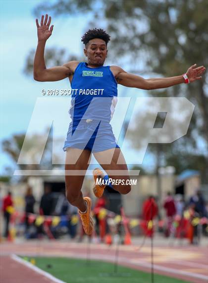 Thumbnail 1 in Mt. Carmel Invitational photogallery.