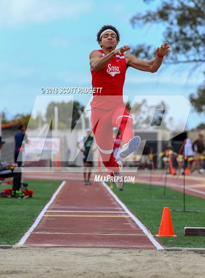 Thumbnail 3 in Mt. Carmel Invitational photogallery.
