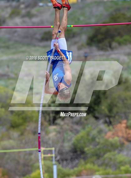 Thumbnail 2 in Mt. Carmel Invitational photogallery.