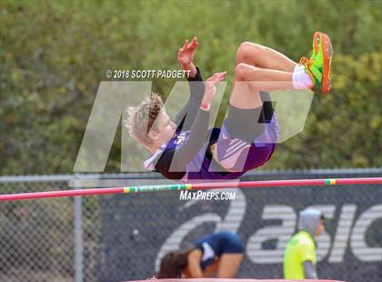 Thumbnail 2 in Mt. Carmel Invitational photogallery.