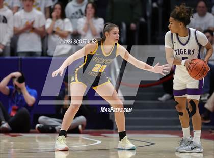Thumbnail 1 in  Olmsted Falls vs Pickerington Central (OHSAA D1 State Semifinal) photogallery.