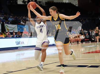 Thumbnail 2 in  Olmsted Falls vs Pickerington Central (OHSAA D1 State Semifinal) photogallery.