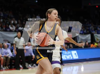 Thumbnail 2 in  Olmsted Falls vs Pickerington Central (OHSAA D1 State Semifinal) photogallery.