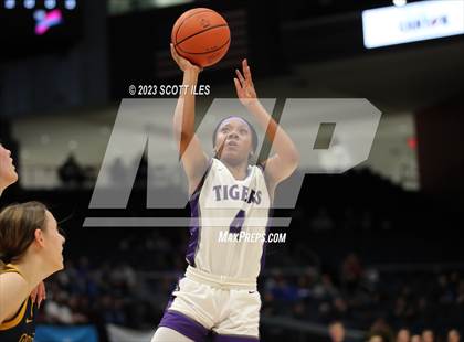 Thumbnail 2 in  Olmsted Falls vs Pickerington Central (OHSAA D1 State Semifinal) photogallery.