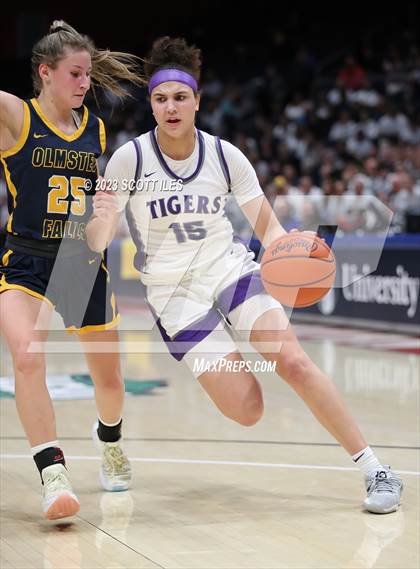 Thumbnail 3 in  Olmsted Falls vs Pickerington Central (OHSAA D1 State Semifinal) photogallery.