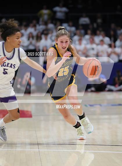 Thumbnail 1 in  Olmsted Falls vs Pickerington Central (OHSAA D1 State Semifinal) photogallery.